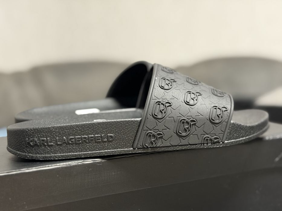 Продам женские  шлепанцы Karl Lagerfeld