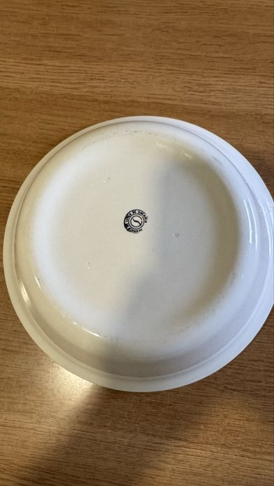 Saladeira antiga da fábrica loica Sacavém