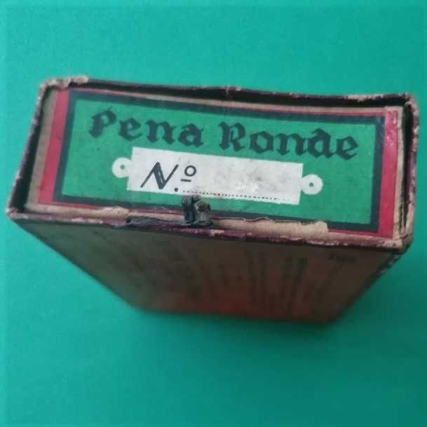 Caixa vazia de aparos de aço, Zeferino Alves Moreira