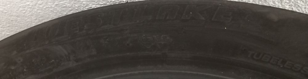 Pneu  205/55 R16