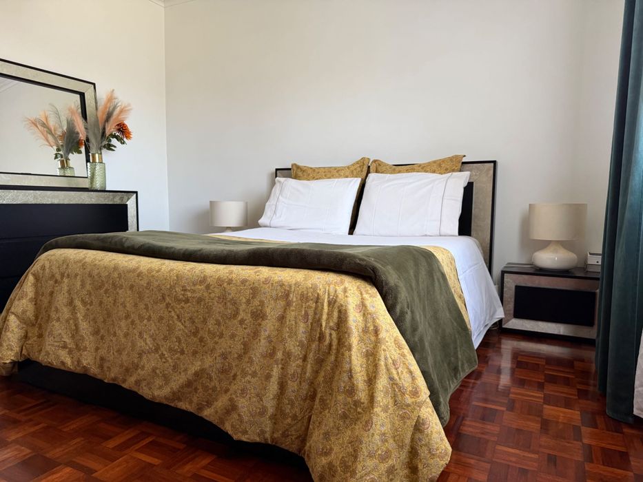 Quarto completo ótimo estado