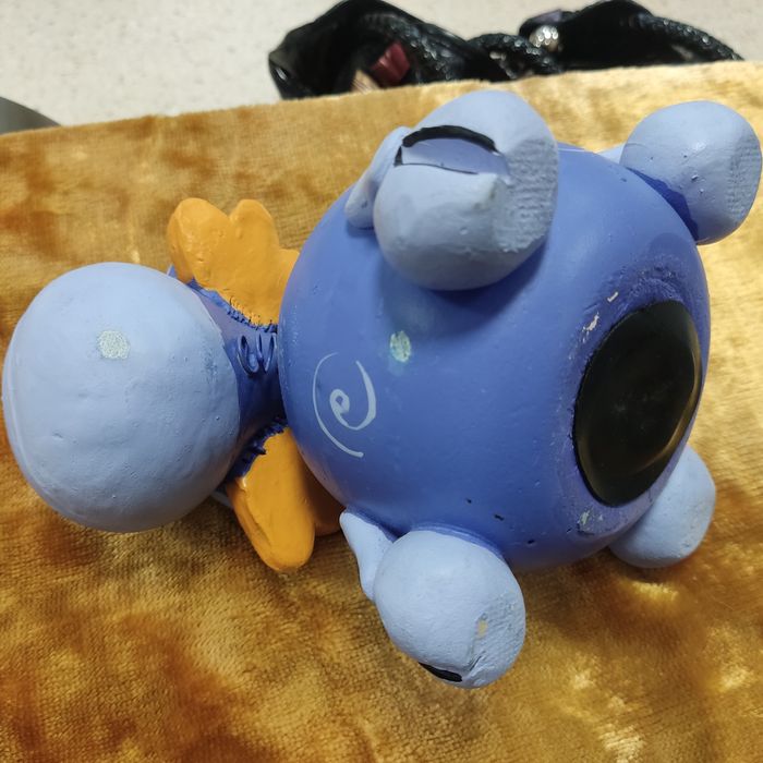 Skarbonka że świecznikiem Ceramiczna krówka