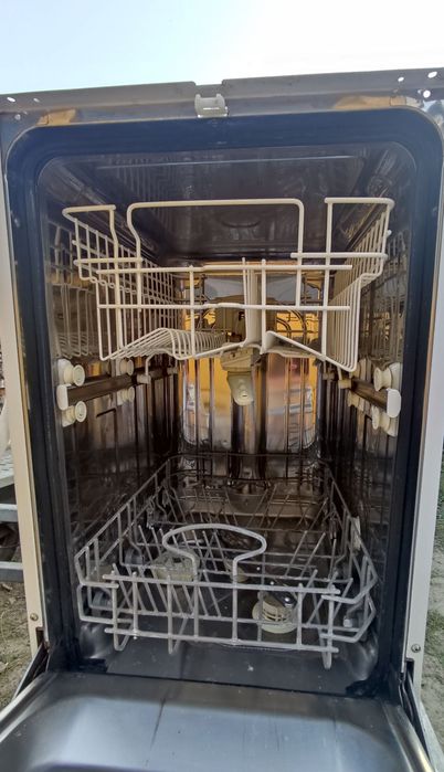 Посудомийна машина Candy 5A вживана