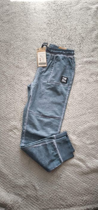 Nowe spodnie dresowe coccodrillo r. 140 regular