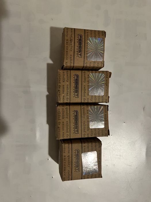 casquilhos novos