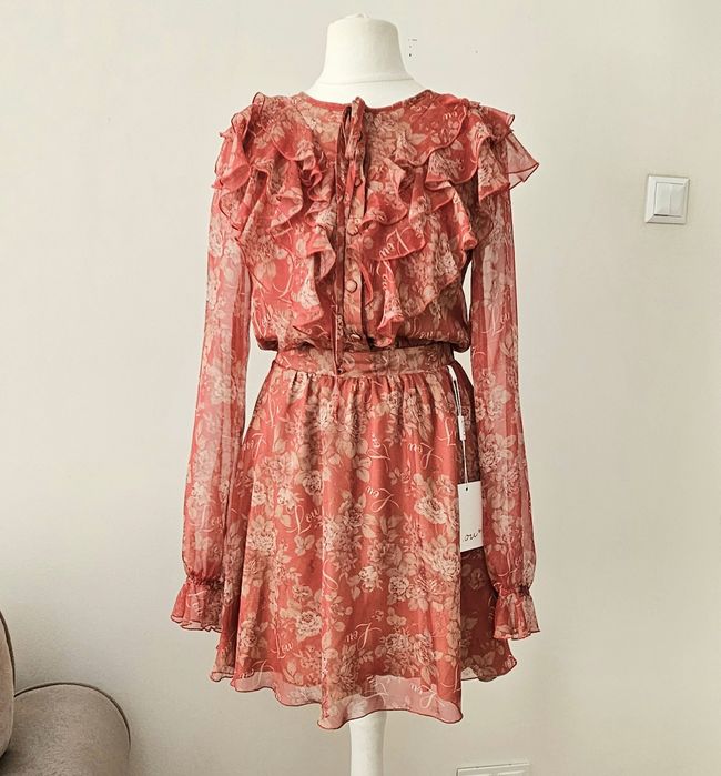 Lou letnia sukienka w kwiatowy wzór