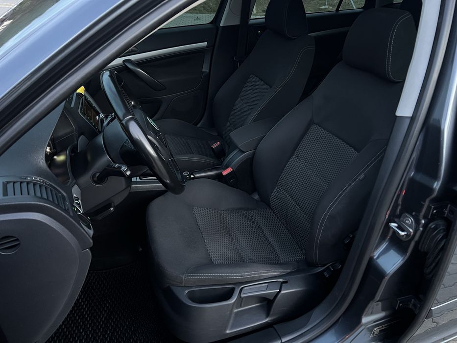 Skoda Octavia A5 FL 2012p 2.0 TDI DSG-6