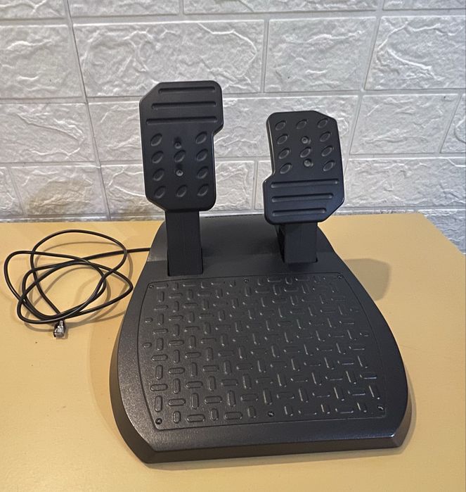 THRUSTMASTER T80 Ferrari 488 GTB com Garantia