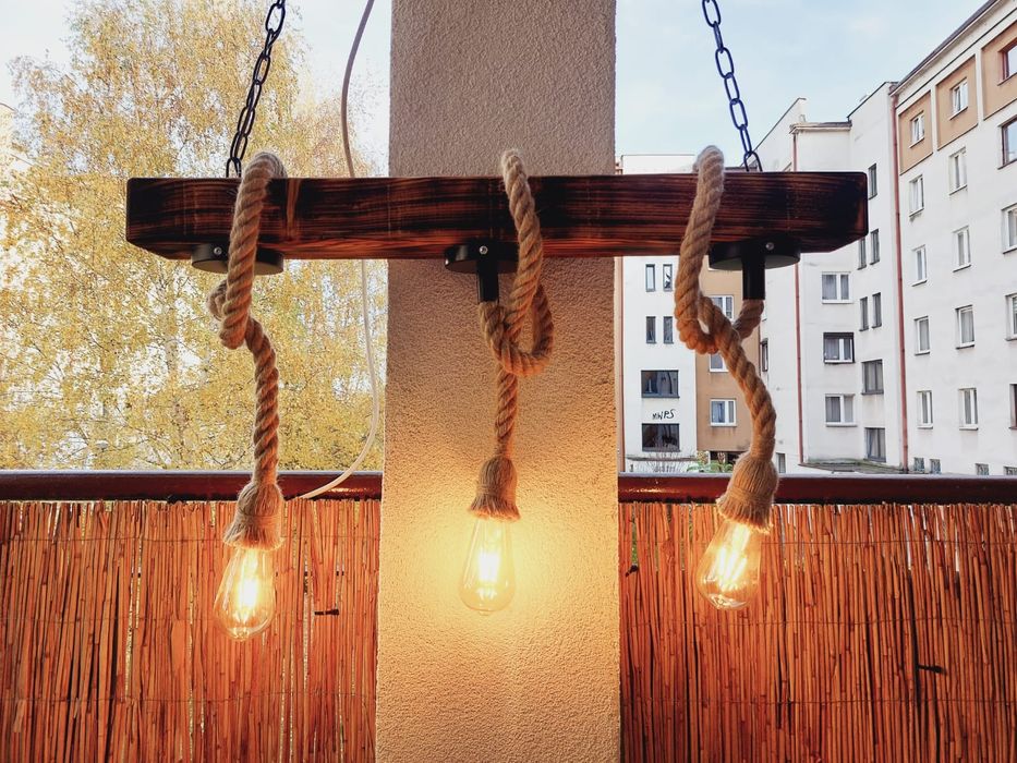 Drewniana lampa wisząca loft