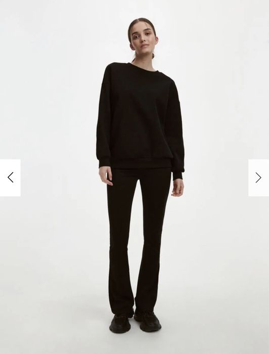 Розкльошені трикотажні штани xs reserved