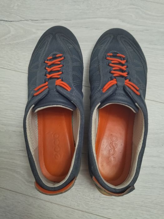 Кросівки оригінали ессо