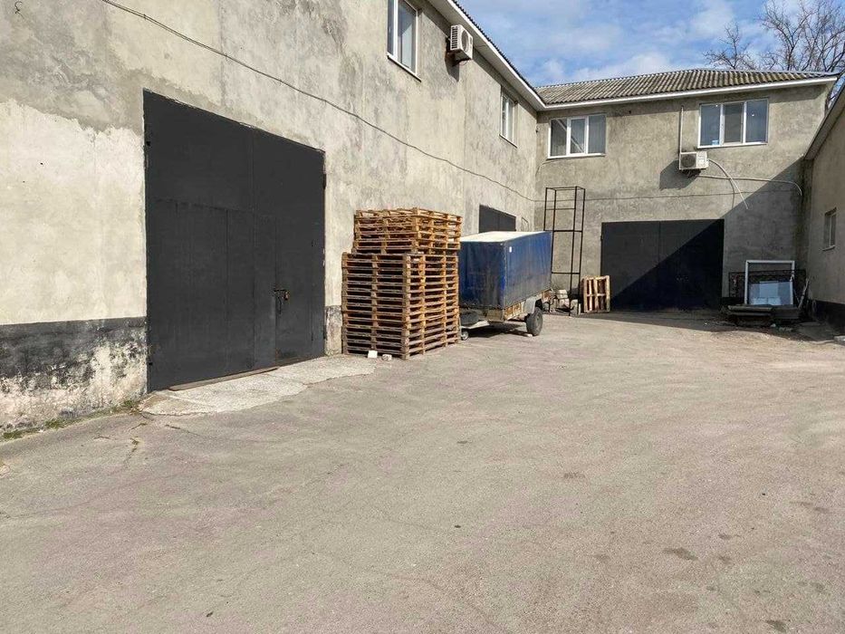 Продається комплекс нежитлових приміщень