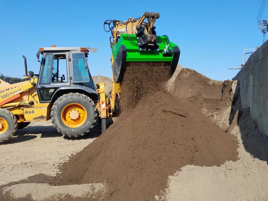 Przesiewanie mobilne Usługi koparko-ładowarką wykopy pod fundamenty