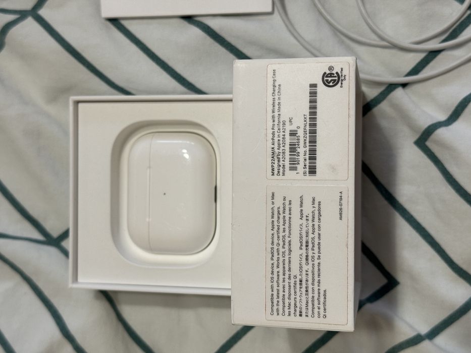 Навушники Airpods Pro