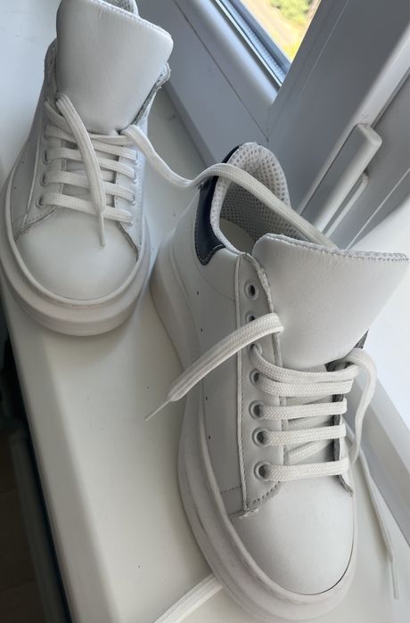 Кроссовки Vera Pelle