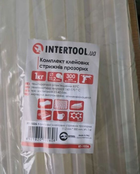 Продам клеевые стержни