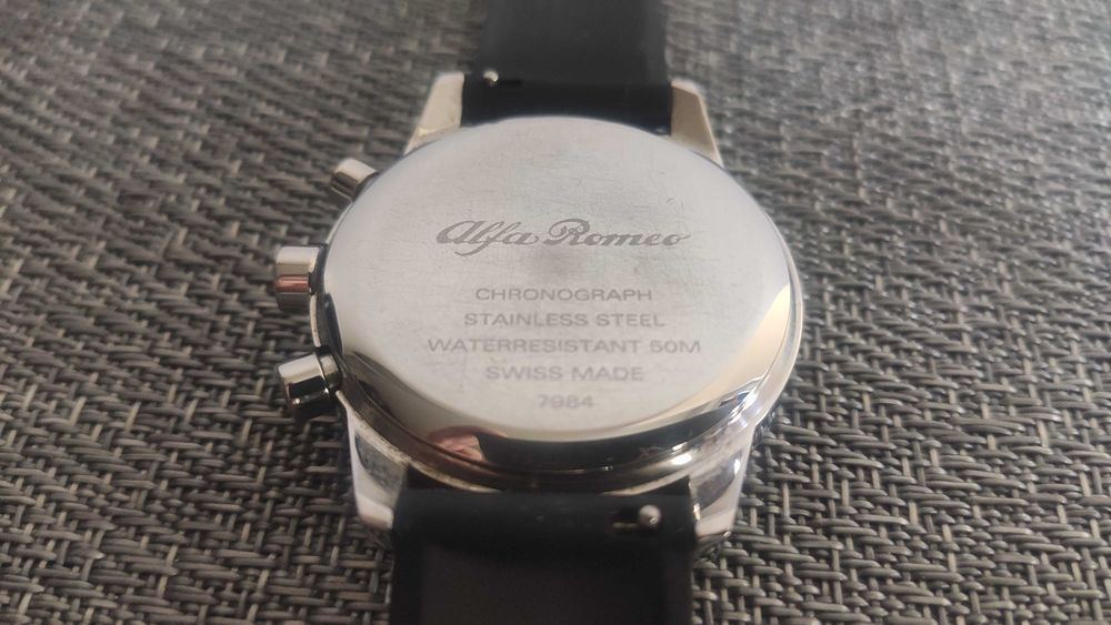 Zegarek Alfa Romeo dla kolekcjonera lub alfaholika - Okazja!