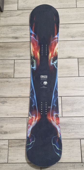 Сноуборд NEVER SUMMER Proto synthesis 155