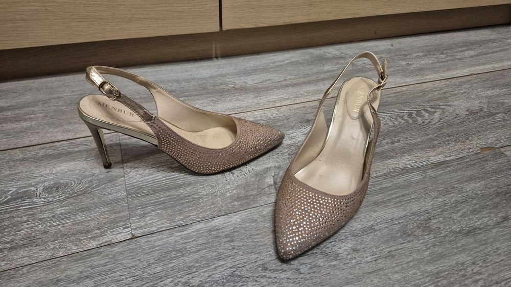 Szpilki Menbur 38z cyrkoniami kryształki wesele rose gold beżowe