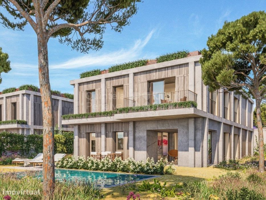 Plot of 713 m² for constructing a residence in Caparica