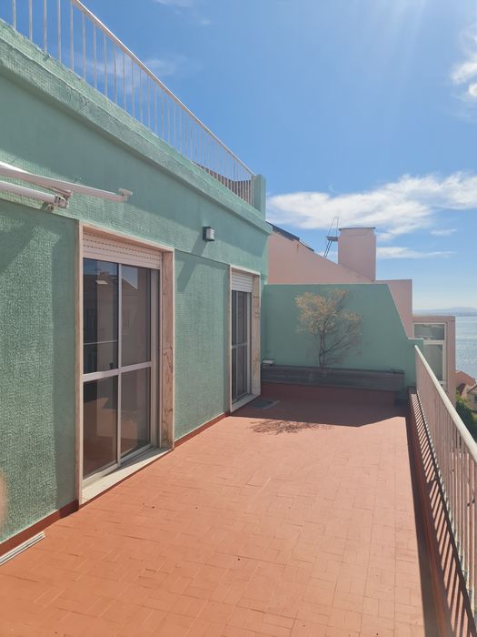 Apartamento T2 + 1