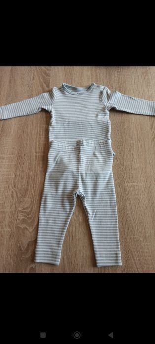 Komplet prążkowany