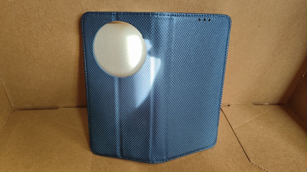 Etui na telefon 15,5x 7 cm realme