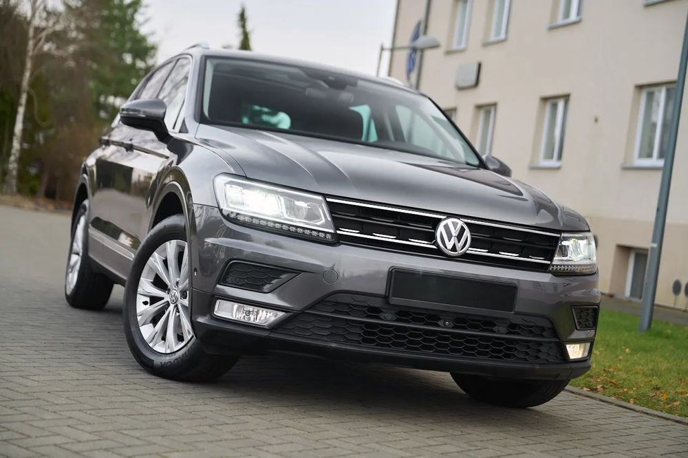 Volkswagen Tiguan 1.4*benzyna*2017_Panorama*Skóry_Grzane_Kamery*360_Sam*Parkuje_LED