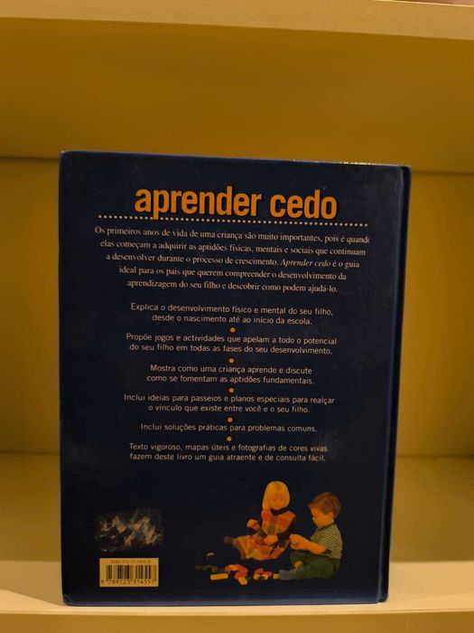 Livro "Aprender Cedo" de Dorothy Einon