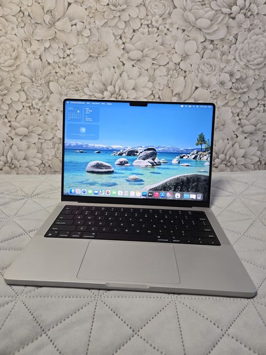 Apple MacBook Pro 14 M3 8 512GB Silver батарея 100% 48 циклів