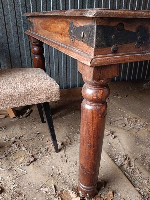 Stół duży palisander indyjski.