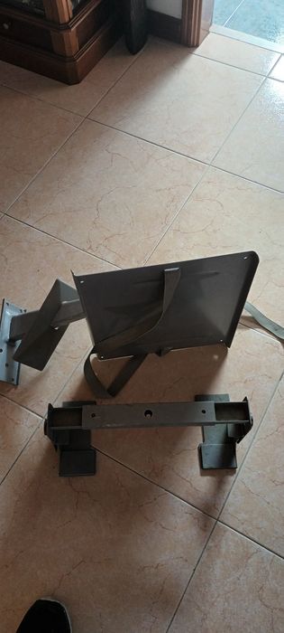 Suporte de parede para televisão