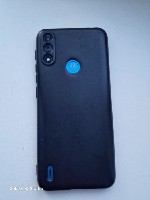 Motorola e(7) power