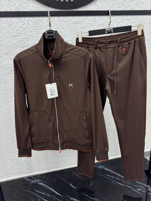 Топові костюми Herme s,Армані