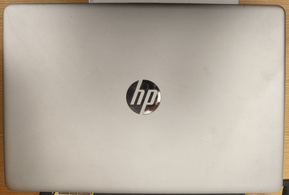 HP Prateado Intelcore i3 / 256GB armazenamento / 128MB placa / 8GB RAM