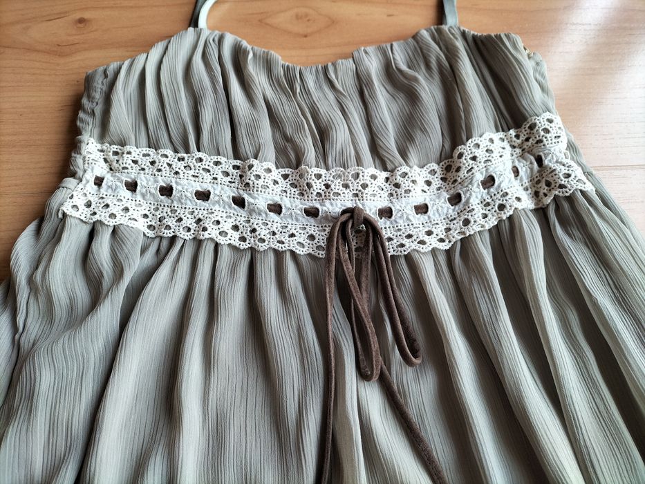 Vestido de alças forrado