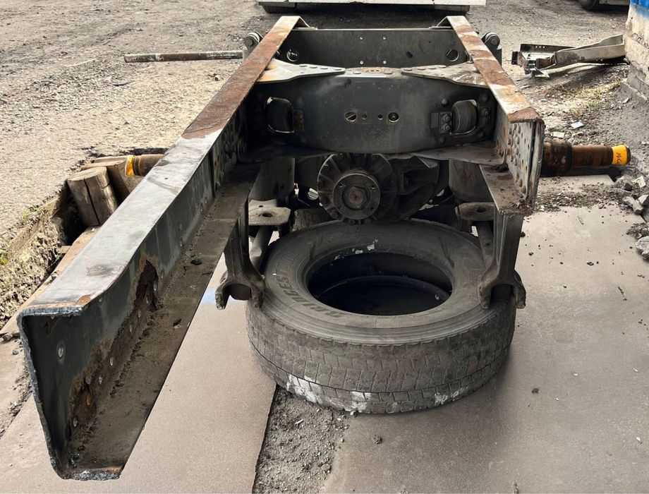 Задняя часть рамы Volvo FH12 в сборе