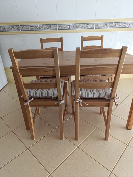 Mesa Madeira || 4 Cadeiras
