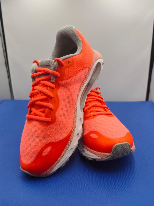 Кросівки Under Armour - 40 розмір. Оригінал