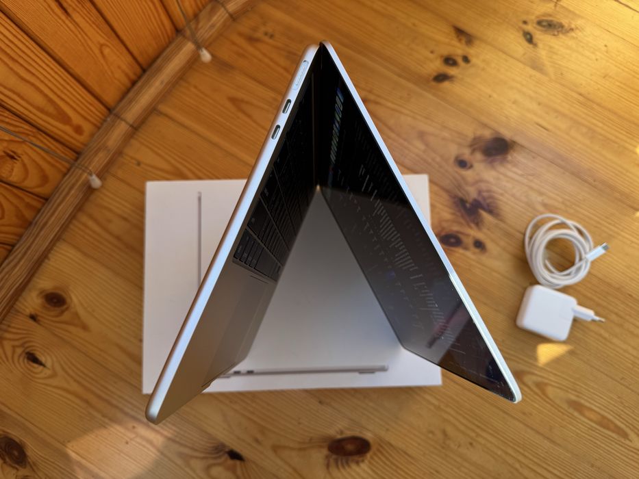 Apple MacBook Air 13 M2 Starlight стан нового