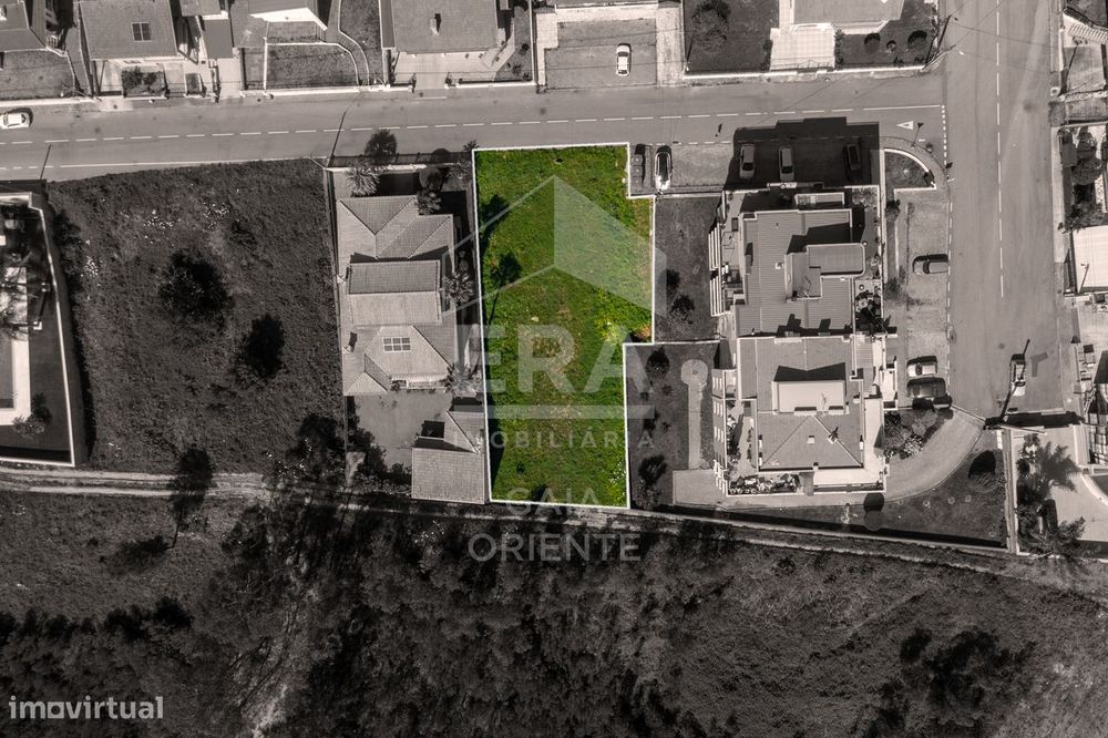 Terreno urbano para construção - São João de Ver
