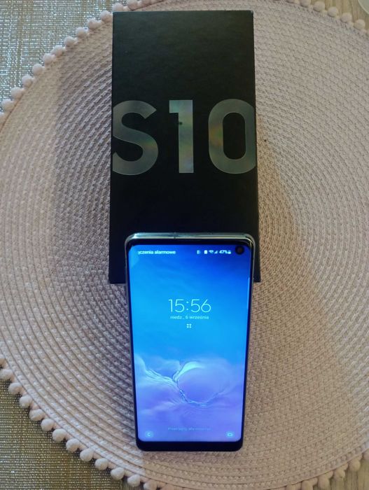 Samsung Galaxy S10 stan bardzo dobry Polecam