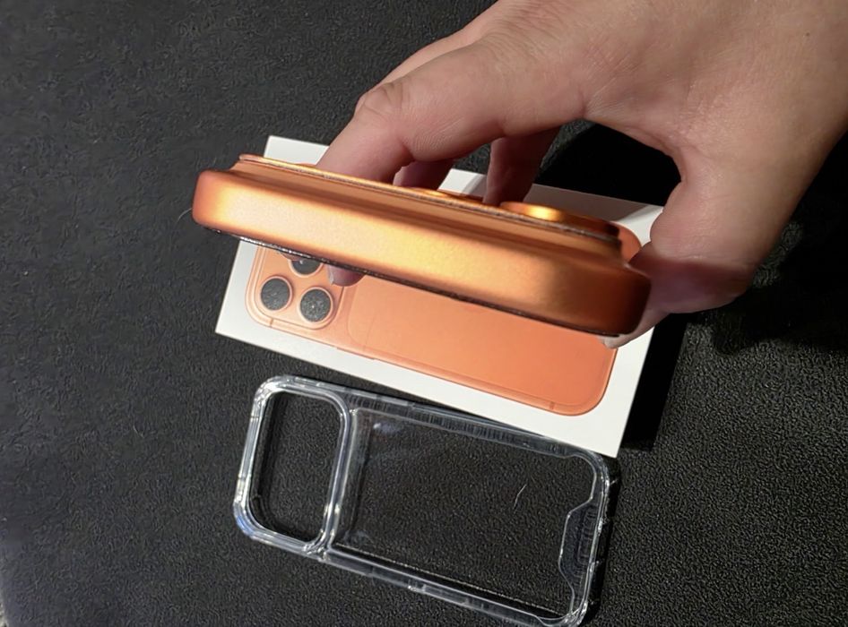 Iphone 17pro - igual a novo -  c/garantia