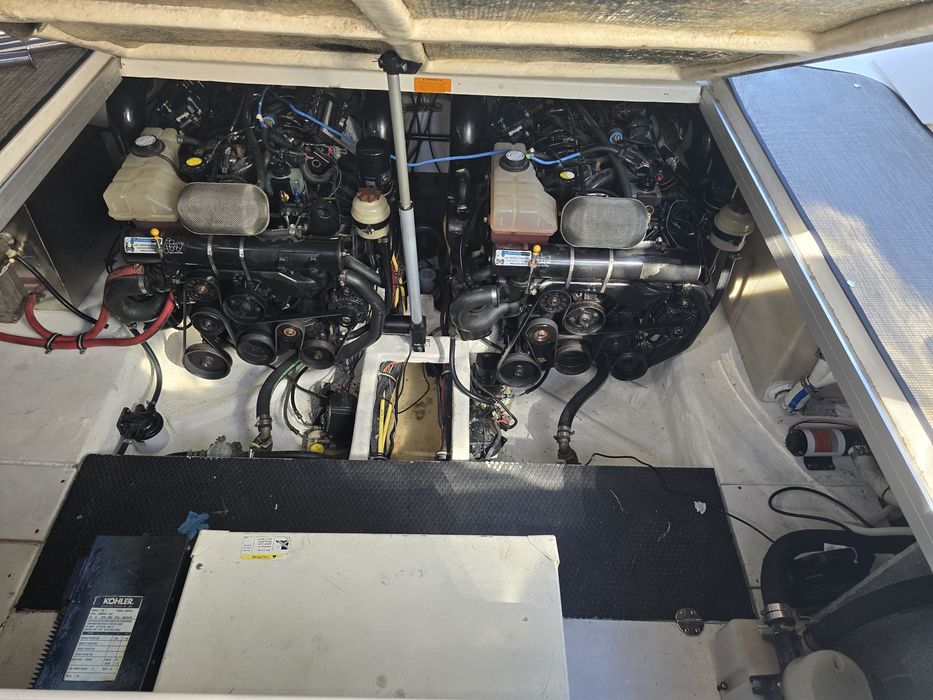 Motorowka Chaparral 370 luksusowa