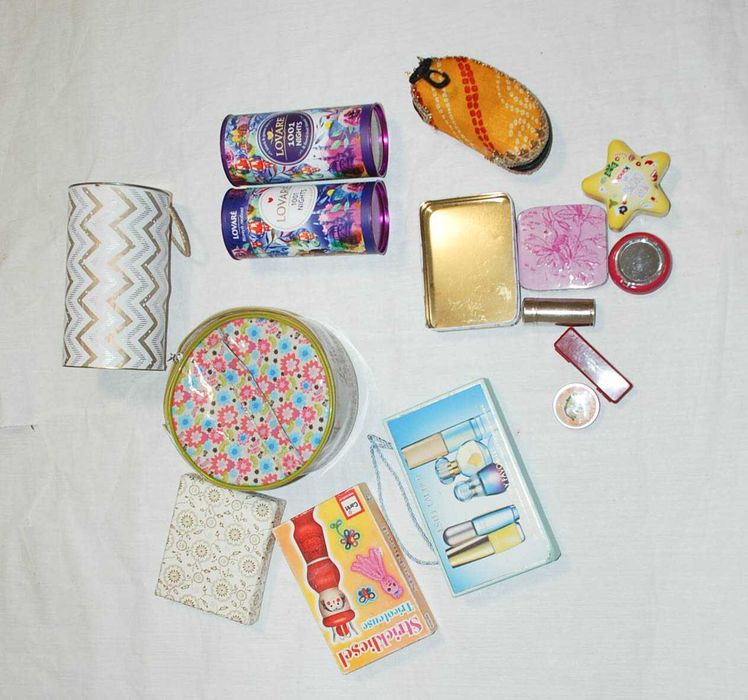 Лот коробочки коробки для рукоделия