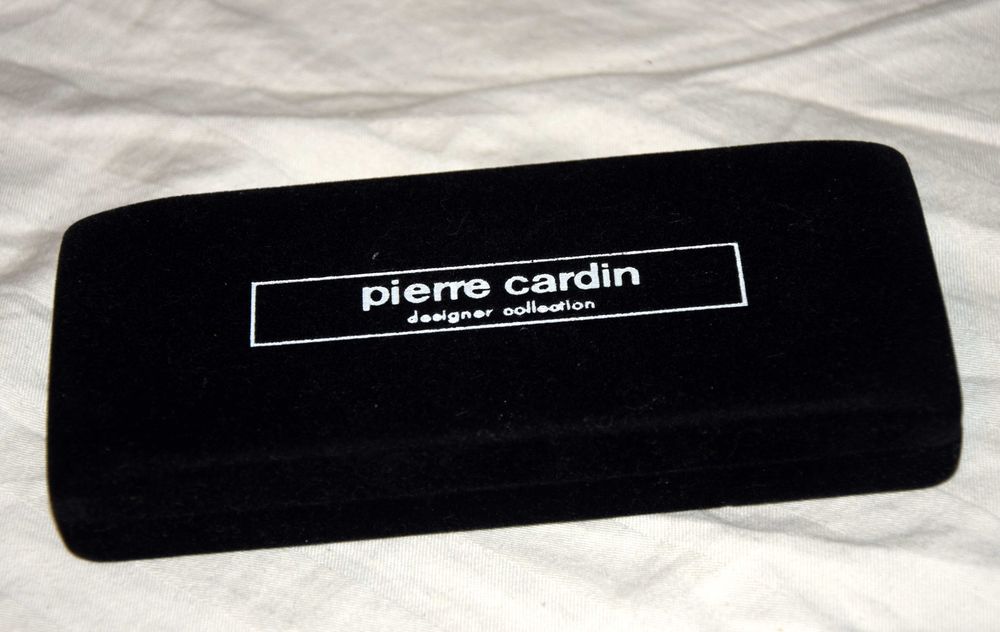Brincos Pierre Cardin - estojo