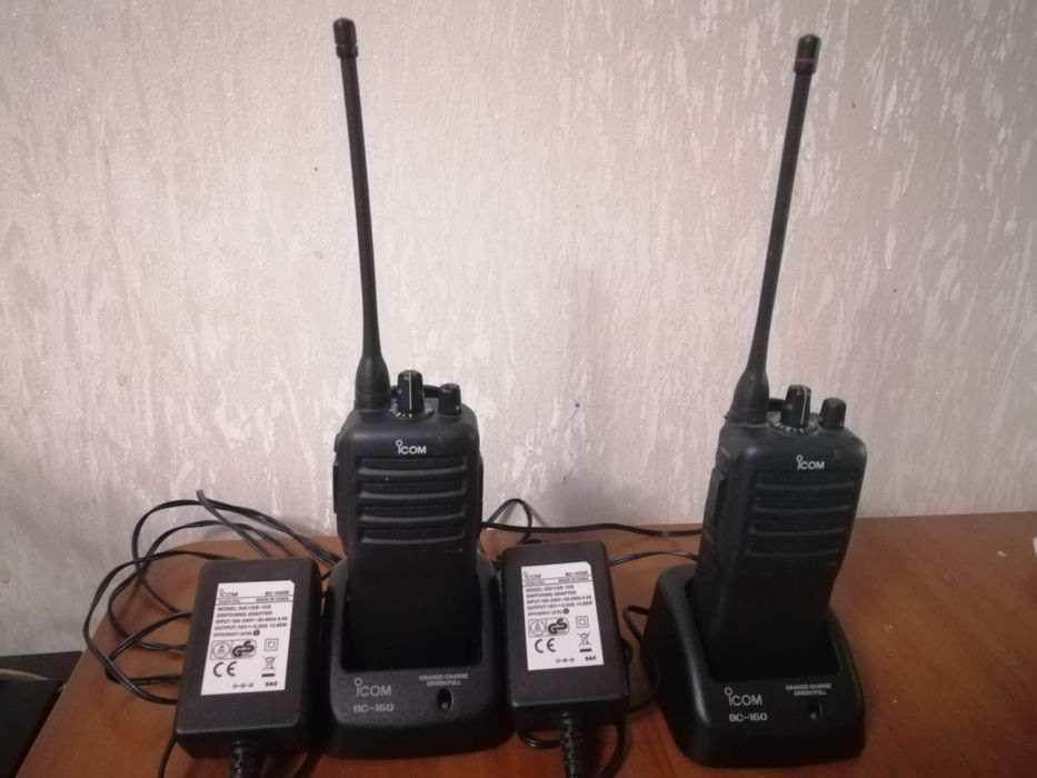 Радиостанции Icom F-26