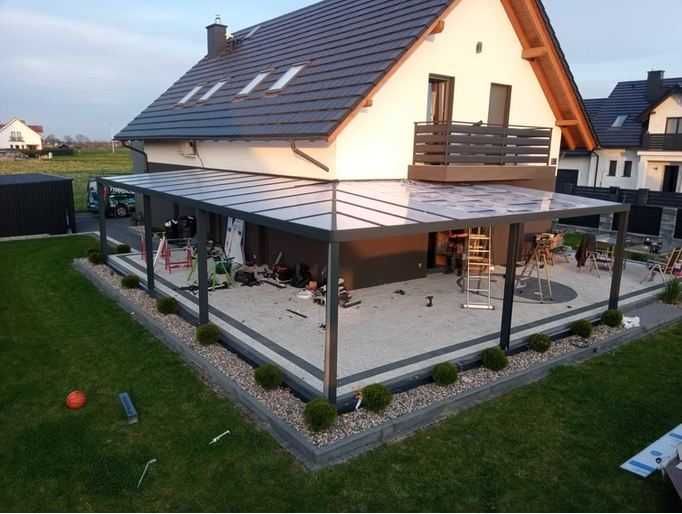 Zadaszenie tarasów, pergole, ogród zimowy, zabudowy szklane | WW