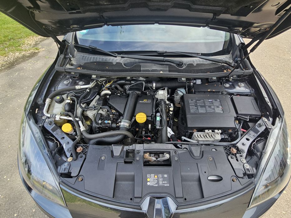 Продам Renault Megane 1.5 dci 2013г.в