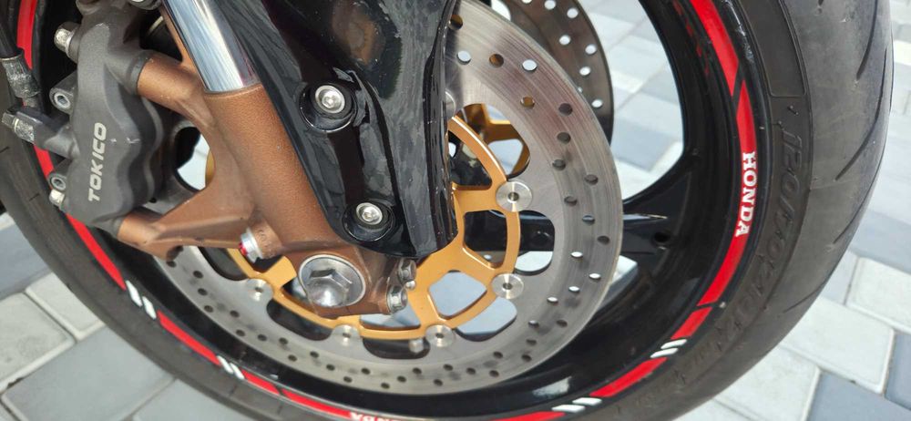 Продам Honda FireBlade cbr1000rr